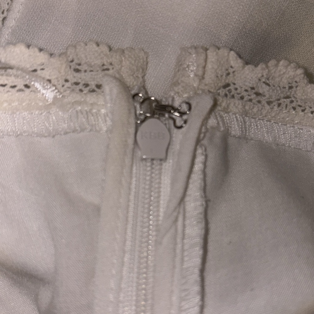 NWT- Free the Rose Womens Lace Trimmed Waterfall Tiered Top XL White - Picture 13 of 16